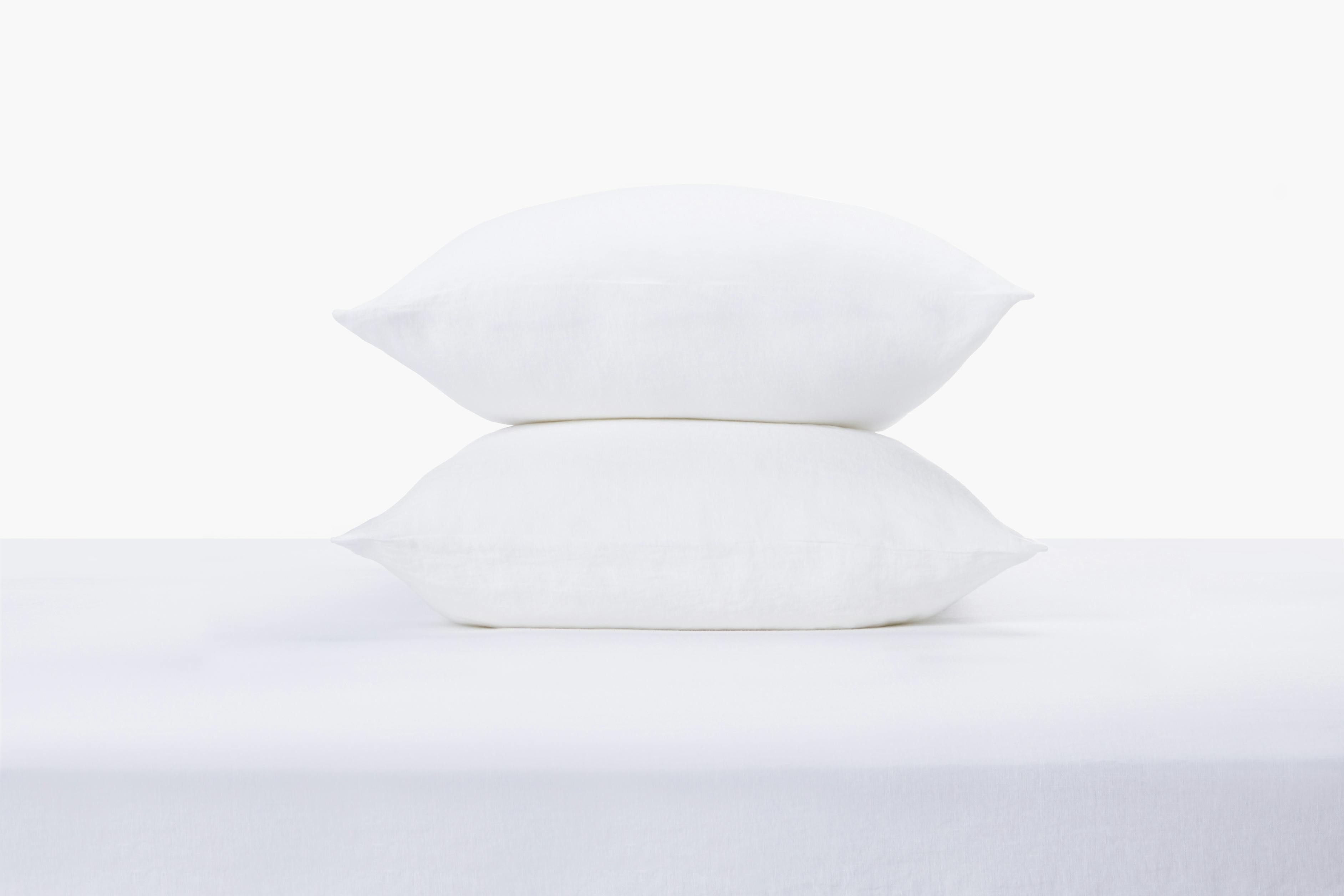 PDP Image: Linen (White) - 3:2 - Pillows Stacked