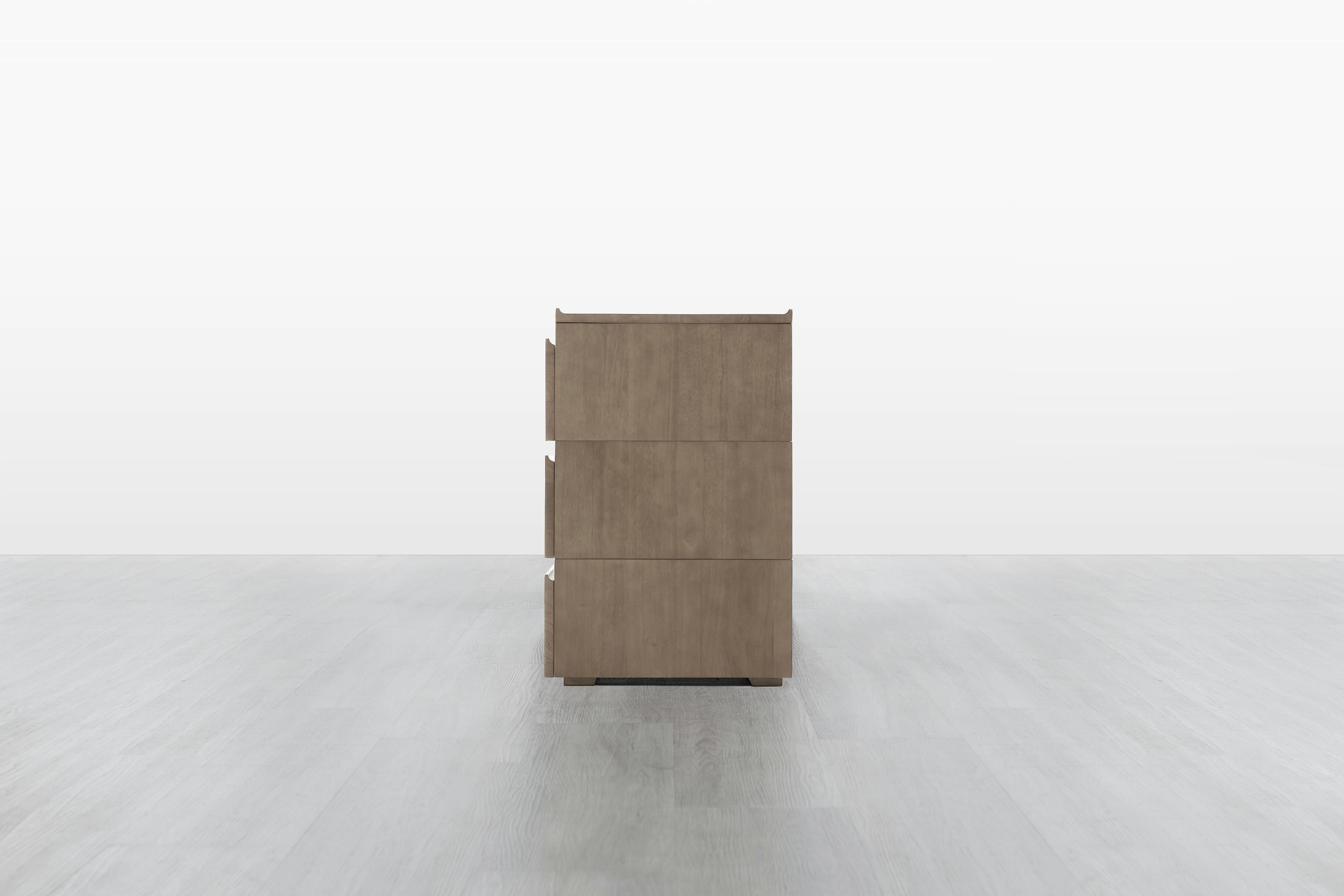 The Dresser (3x1 / Grey) - Side - 3:2