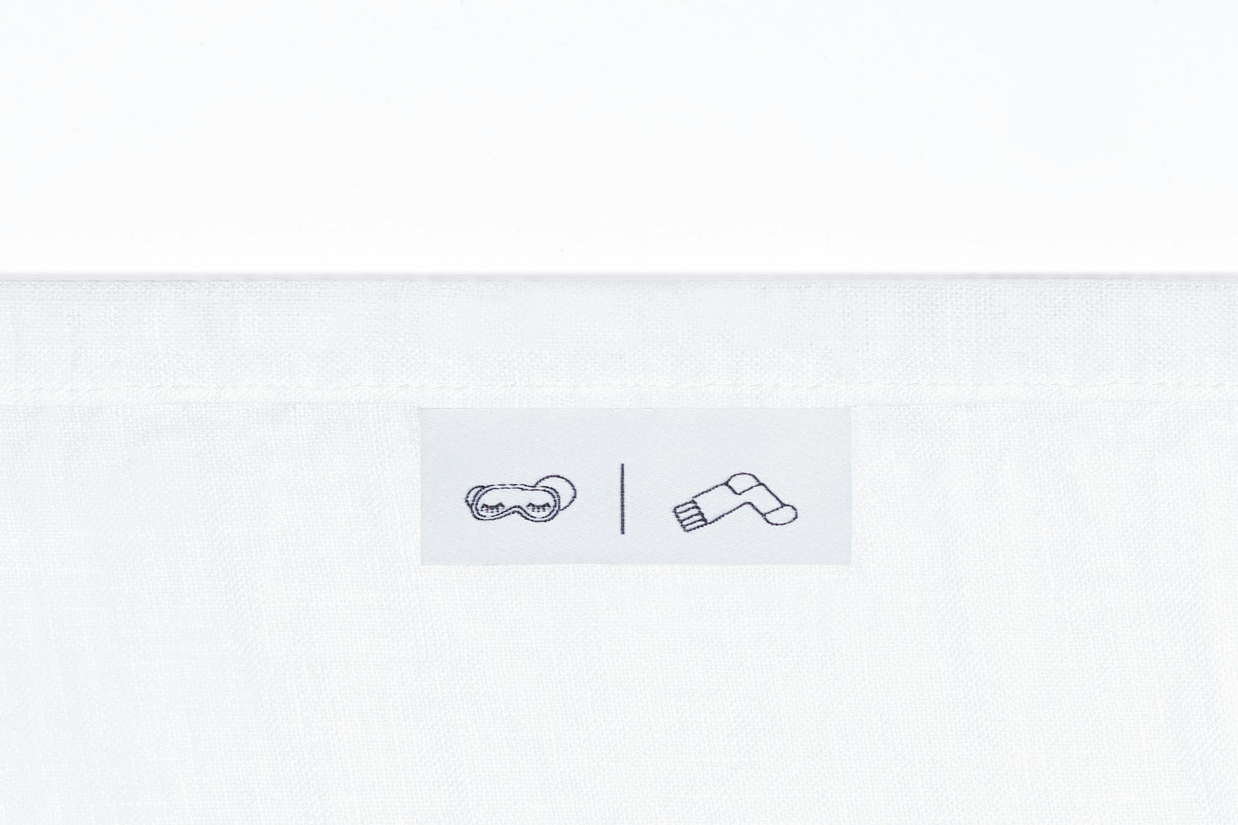 PDP Image: Linen Sheet Set (White) - 3:2 - Tag Detail