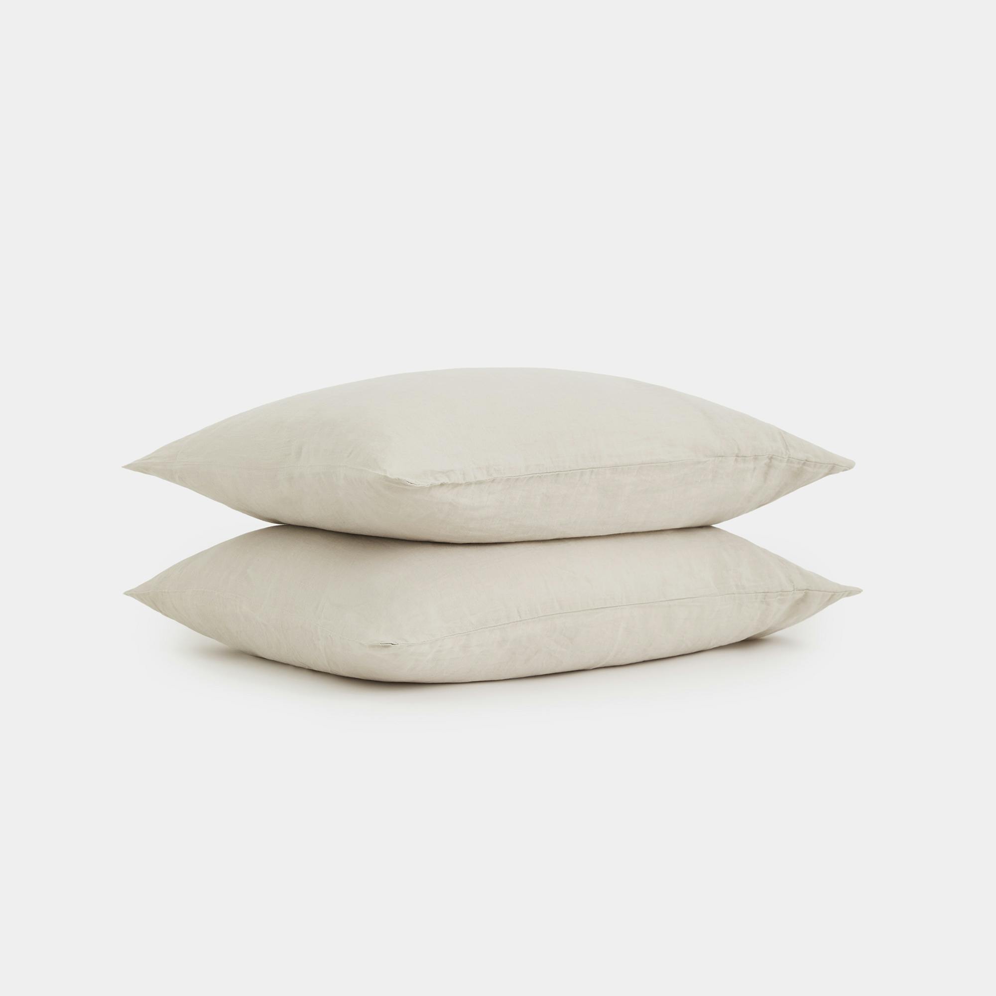 PDP Image: Linen (Dune) - 3:2 - Pillows Stacked