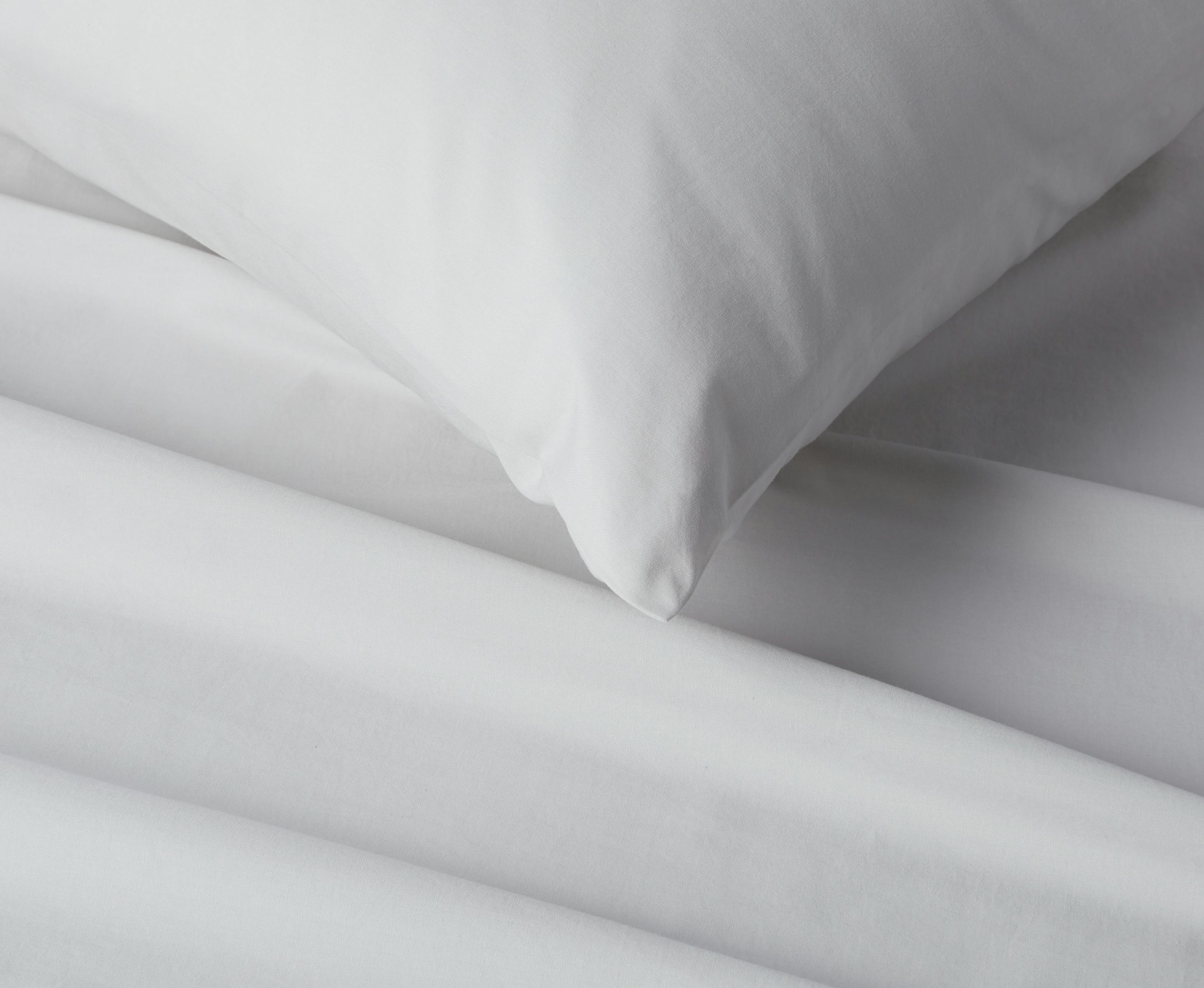 Percale Suite Sheet Set (Stone) - Pillows & Sheets Detail 