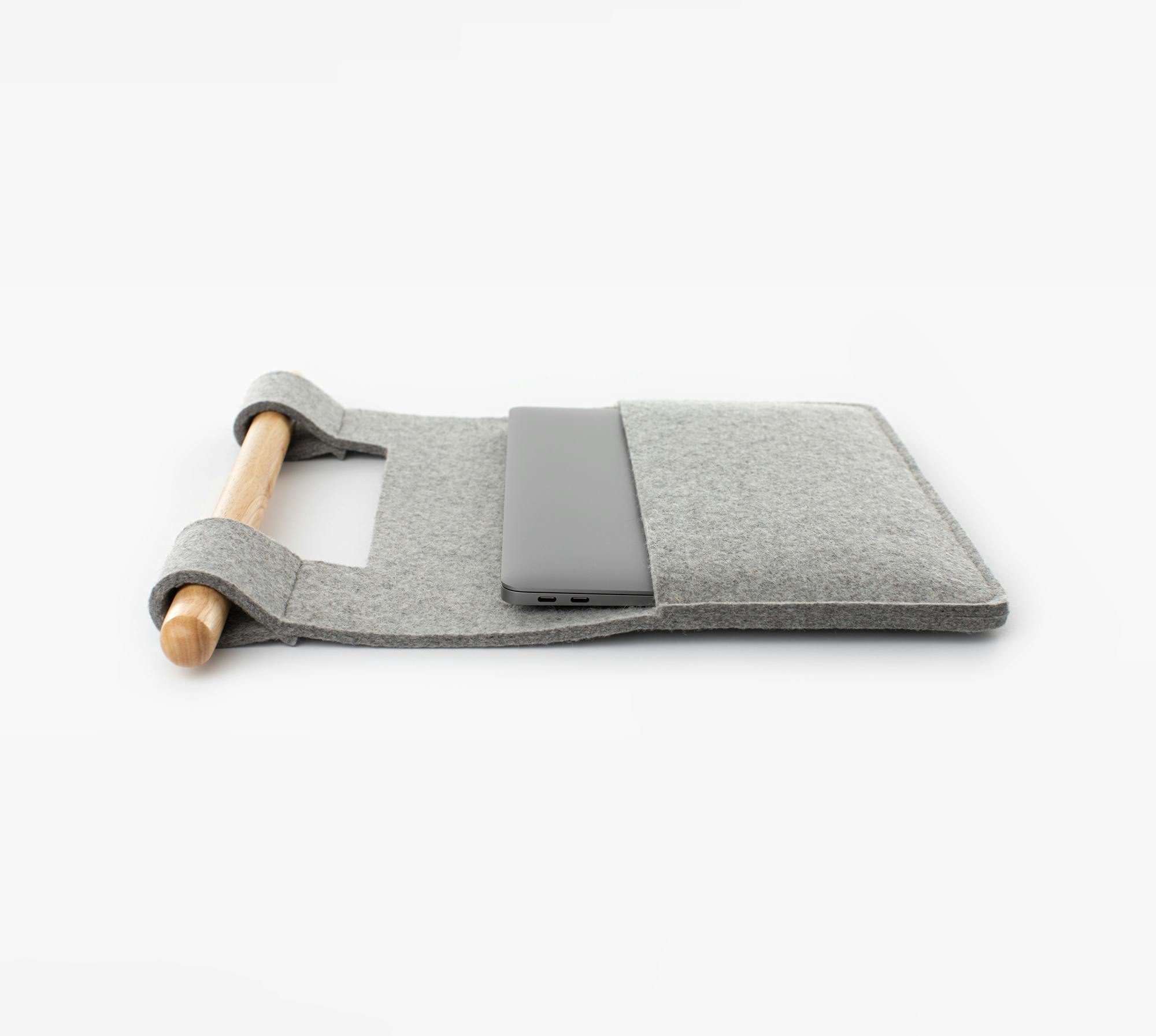 The Sleeve (Heathered Grey) - With Laptop