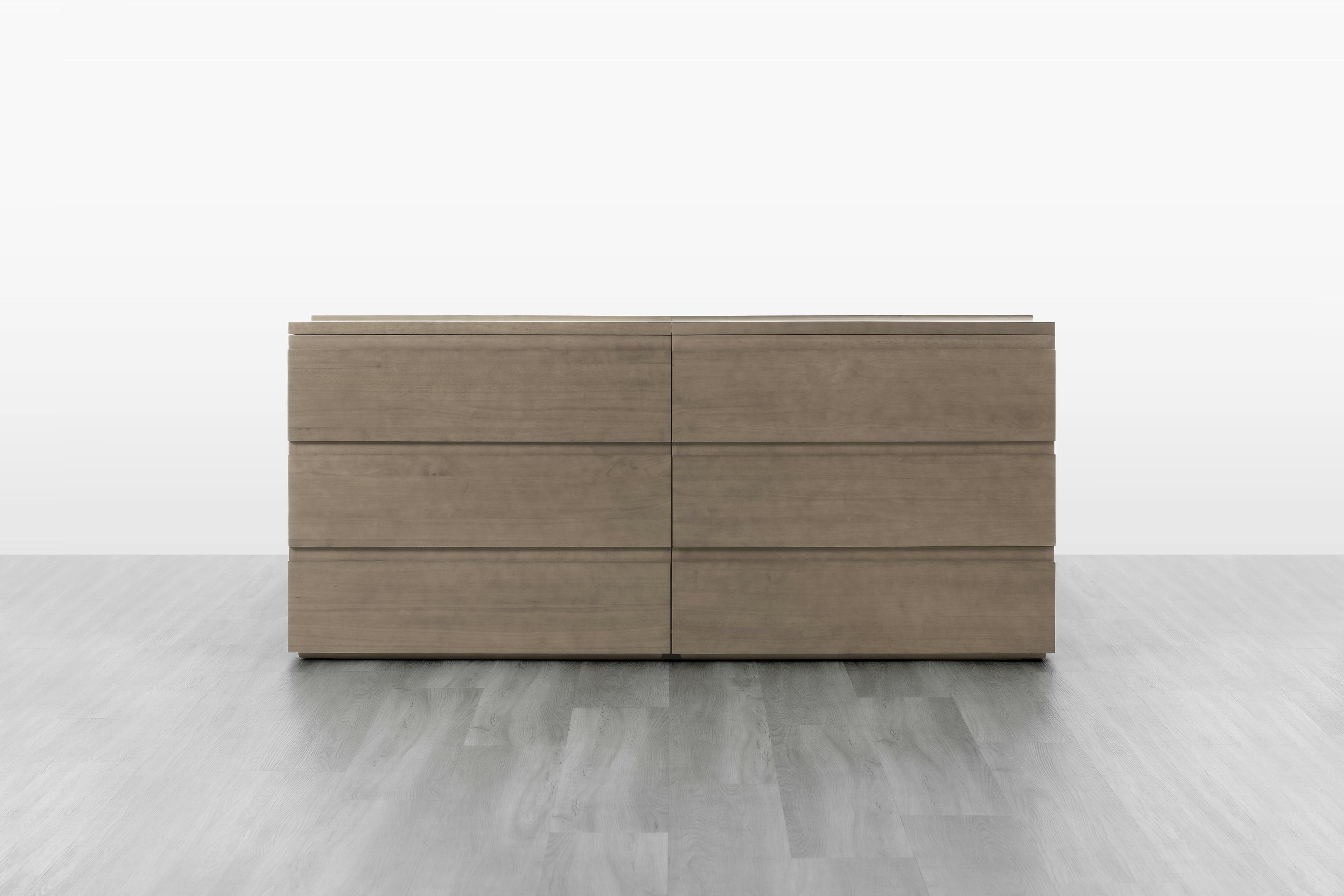 The Dresser (3x2/ Grey) - Front - 3:2