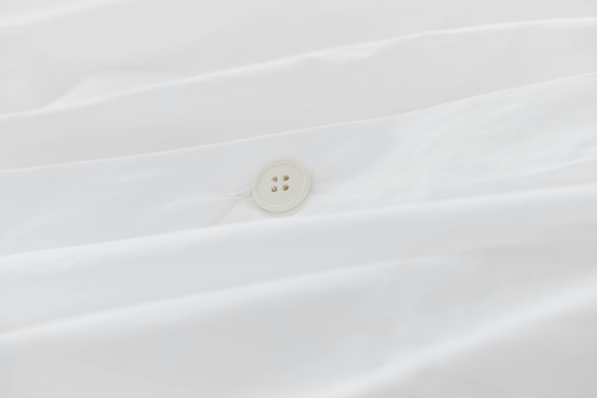 Cotton Percale Duvet Cover (White) - Button Detail