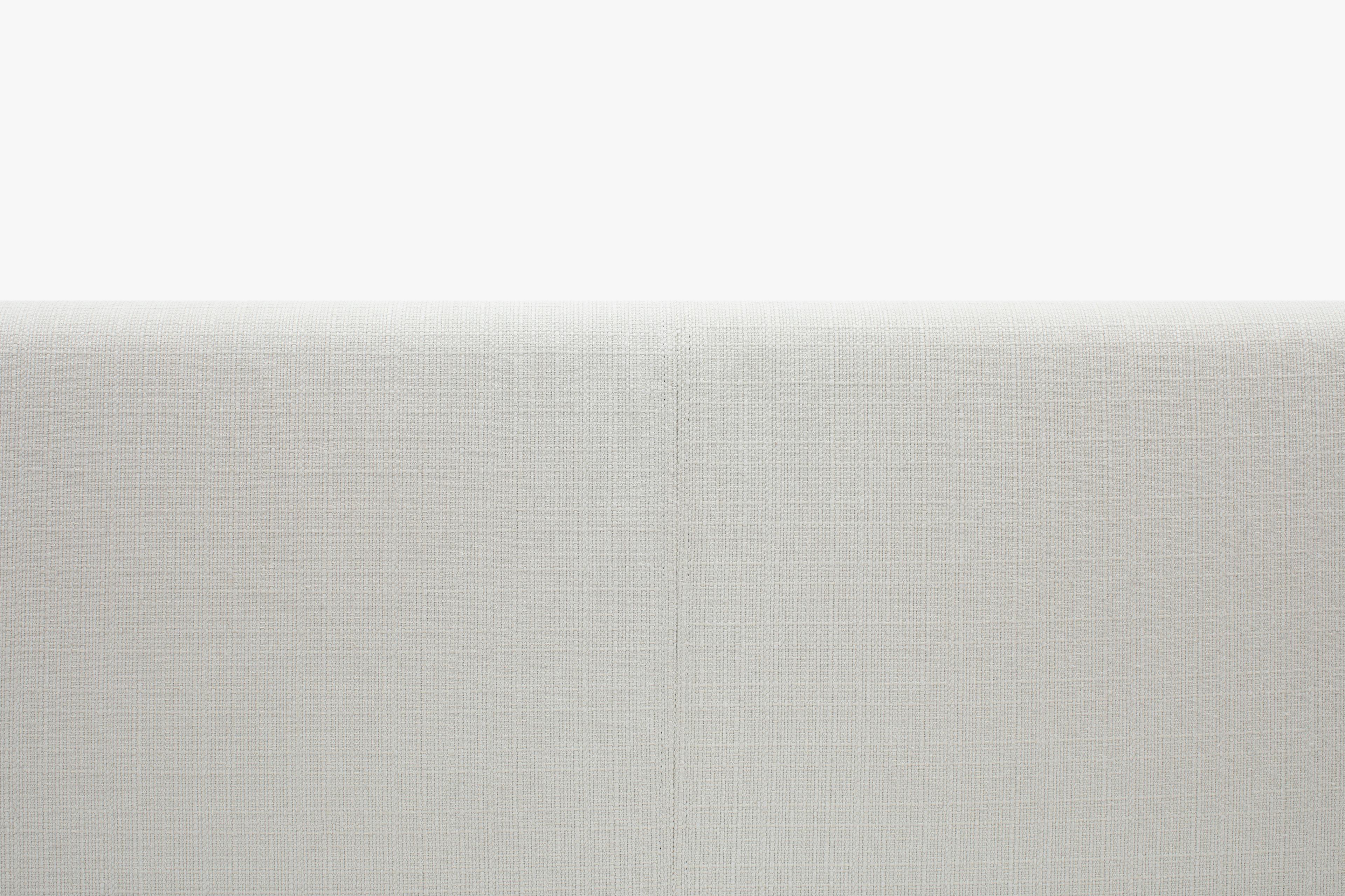 PDP Image: Pillowboard Cover (Linen Weave / Light Linen) - 3:2 - Detail